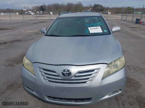 2007 Toyota Camry CE with VIN 4T1BE46K47U043586, listed as a IAAI auction lot 41698892 with 220,617 mi miles. Bid and sale history available at carsss.com. Image 6.