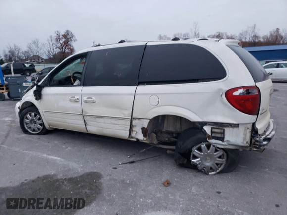 2006 Chrysler Town & Country LWB Limited with VIN 2A8GP64L46R640995, listed as a Copart auction lot 82841984 with 265,895 mi miles and Salvage Title. Bid and sale history available at carsss.com. Image 2.
