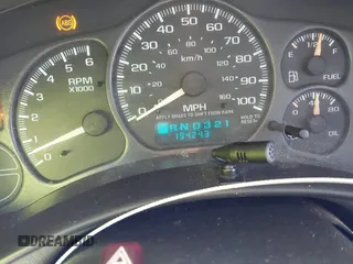 2001 Chevrolet Tahoe LS z VIN 1GNEC13T21J303213, wystawiony jako IAAI lot #41363563 z przebiegiem 194 243 mil mil oraz . Historia ofert i sprzedaży dostępna na DreamBid. Obrazek 7.