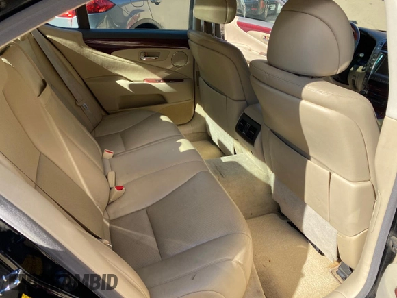 2007 Lexus LS 460 with VIN JTHBL46F875038347, listed as a Copart auction lot 63751365 with 259,466 mi miles and Clean title. Bid and sale history available at DreamBid. Image 6.