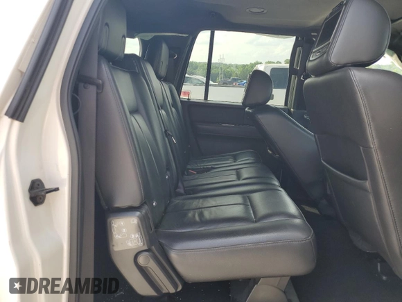 2008 Ford Expedition Max SSV z VIN 1FMFK165X8LA37334, wystawiony jako Copart lot #59899775 z przebiegiem 145 342 mil mil oraz Szkoda całkowita • Salvage title. Historia ofert i sprzedaży dostępna na DreamBid. Obrazek 11.