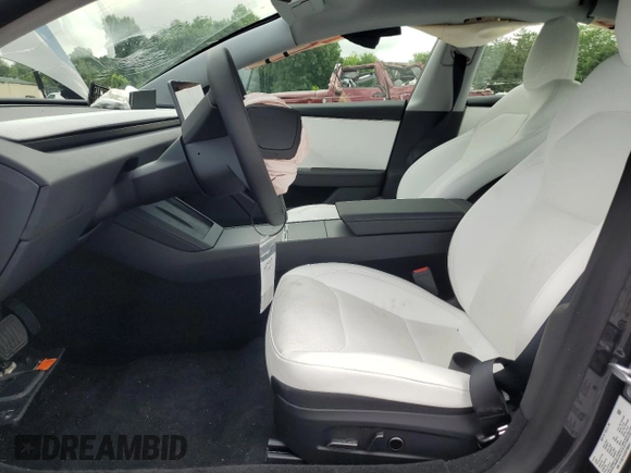 2025 Tesla Model 3 Long Range с VIN 5YJ3E1EA5SF996941, выставлен на аукционе Copart как лот 60059355 с пробегом 1 015 миль миль и Списание • Salvage title. История ставок и продаж доступна на DreamBid. Изображение 7.