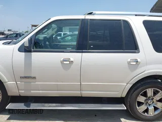 2008 Ford Expedition Limited z VIN 1FMFU19588LA51660, wystawiony jako IAAI lot #42322574 z przebiegiem 267 537 mil mil oraz . Historia ofert i sprzedaży dostępna na DreamBid. Obrazek 14.
