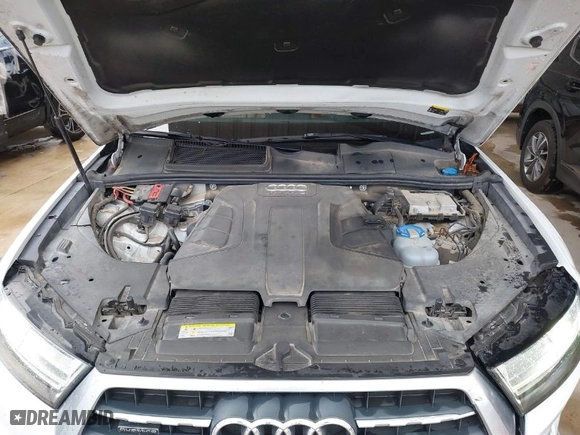 2017 Audi Q7 Prestige with VIN WA1VAAF71HD035383, listed as a IAAI auction lot 40849776 with 89,303 mi miles. Bid and sale history available at carsss.com. Image 10.