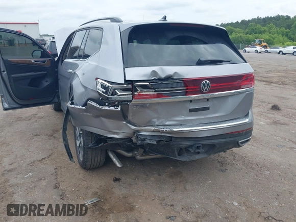 2024 Volkswagen Atlas SE with VIN 1V2WR2CA6RC574936, listed as a IAAI auction lot 42257308 with 23,370 mi miles and . Bid and sale history available at DreamBid. Image 6.