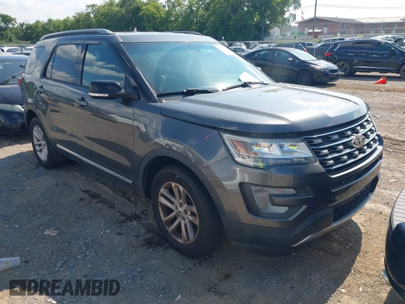 2017 Ford Explorer XLT z VIN 1FM5K7D85HGA07243, wystawiony jako IAAI lot #42672521 z przebiegiem 214 644 mil mil oraz . Historia ofert i sprzedaży dostępna na DreamBid. Obrazek 1.