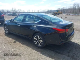 2019 Nissan Altima 2.5 SL with VIN 1N4BL4EV5KC203971, listed as a IAAI auction lot 41936198 with 122,766 mi miles. Bid and sale history available at carsss.com. Image 3.