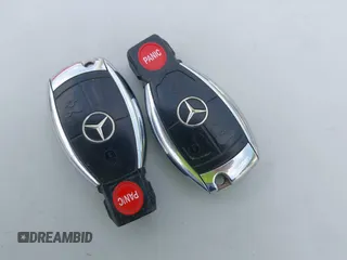 2009 Mercedes-Benz C 300 Sport z VIN WDDGF81X39F208736, wystawiony jako IAAI lot #42151686 z przebiegiem 131 582 mil mil oraz . Historia ofert i sprzedaży dostępna na DreamBid. Obrazek 11.