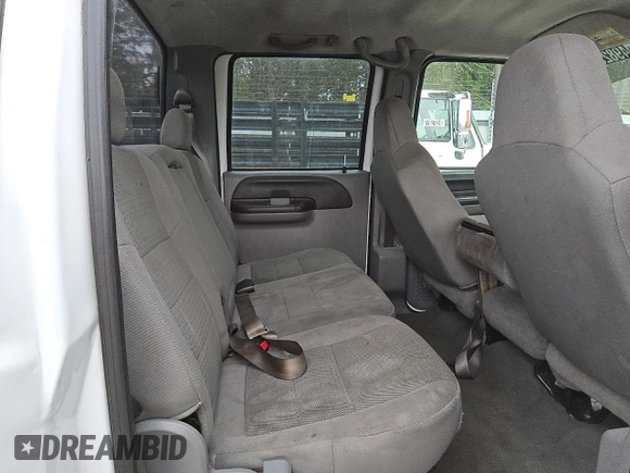 2007 Ford F-250 XL z VIN 1FTSW21P47EA83363, wystawiony jako Copart lot #49825005 z przebiegiem 160 460 mil mil oraz Czysty tytuł • Clean title. Historia ofert i sprzedaży dostępna na DreamBid. Obrazek 10.