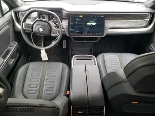 2022 Rivian R1T Adventure Package with VIN 7FCTGAAA8NN012505, listed as a Copart auction lot 72496734 with 5,916 mi miles and Salvage Title. Bid and sale history available at carsss.com. Image 8.