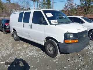 2011 Chevrolet Express Cargo z VIN 1GCWGFCG4B1150529, wystawiony jako IAAI lot #41336117 z przebiegiem 328 644 mil mil oraz . Historia ofert i sprzedaży dostępna na DreamBid. Obrazek 1.