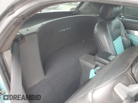 2002 Ford Thunderbird Hardtop Premium with VIN 1FAHP60A72Y121984, listed as a Copart auction lot 41880535 with 97,660 mi miles and Salvage Title. Bid and sale history available at DreamBid. Image 10.