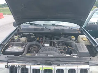 1998 Jeep Grand Cherokee Laredo with VIN 1J4GZ58S7WC284106, listed as a IAAI auction lot 42558498 with 316,354 mi miles and . Bid and sale history available at DreamBid. Image 10.