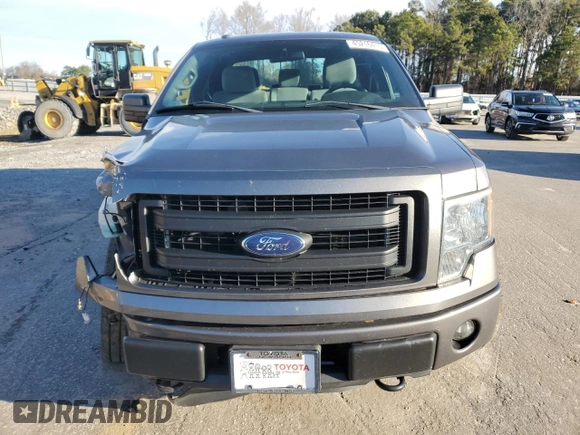 2014 Ford F-150 XL with VIN 1FTEX1EM5EFC03926, listed as a Copart auction lot 45216415 with 145,460 mi miles and Salvage Title. Bid and sale history available at carsss.com. Image 5.