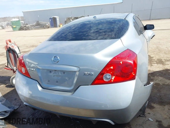 2009 Nissan Altima 2.5 S with VIN 1N4AL24E79C180804, listed as a IAAI auction lot 41661588 with 1 mi miles. Bid and sale history available at carsss.com. Image 17.