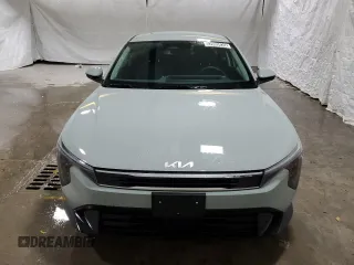 2025 Kia K4 LXS with VIN 3KPFT4DE3SE006531, listed as a Copart auction lot 52999835 with 9,347 mi miles and Clean Title. Bid and sale history available at carsss.com. Image 5.