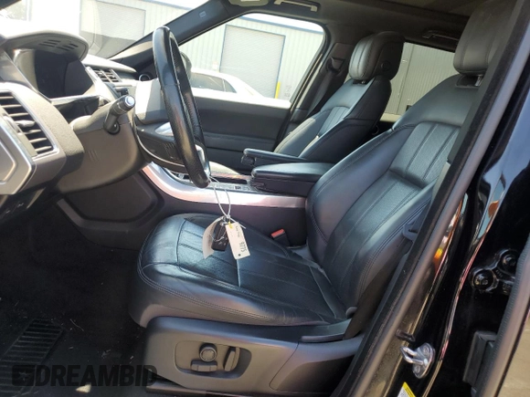 2019 Land Rover Range Rover Sport HSE with VIN SALWR2RV9KA840875, listed as a Copart auction lot 58078275 with 59,988 mi miles and Salvage title. Bid and sale history available at DreamBid. Image 7.