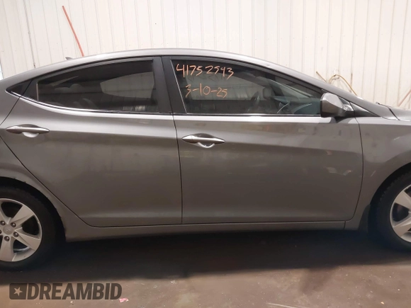 2013 Hyundai Elantra Limited с VIN 5NPDH4AE0DH401665, выставлен на аукционе IAAI как лот 41752543 с пробегом 137 661 миль миль и . История ставок и продаж доступна на DreamBid. Изображение 14.