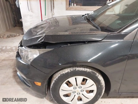 2016 Chevrolet Cruze Limited LS with VIN 1G1PC5SH9G7203386, listed as a IAAI auction lot 41952726 with 79,612 mi miles. Bid and sale history available at carsss.com. Image 6.