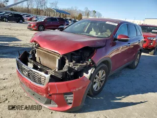 2020 Kia Sorento LX with VIN 5XYPG4A3XLG677565, listed as a Copart auction lot 45610405 with 117,703 mi miles and Salvage Title. Bid and sale history available at carsss.com. Image 1.