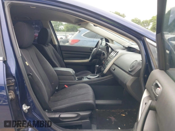 2011 Mazda CX-7 i SV z VIN JM3ER2A50B0409241, wystawiony jako IAAI lot #42142637 z przebiegiem 162 561 mil mil oraz . Historia ofert i sprzedaży dostępna na DreamBid. Obrazek 5.