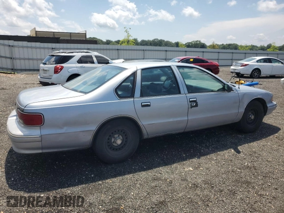1995 Chevrolet Caprice with VIN 1G1BL52P8SR191830, listed as a Copart auction lot 64043925 with 154,320 mi miles and Clean title. Bid and sale history available at DreamBid. Image 3.