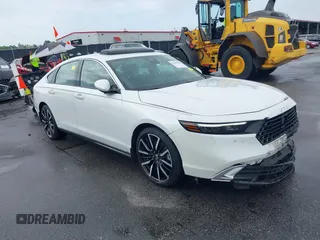 2023 Honda Accord Touring with VIN 1HGCY2F80PA009611, listed as a IAAI auction lot 42093393 with 18,520 mi miles and . Bid and sale history available at DreamBid. Image 1.