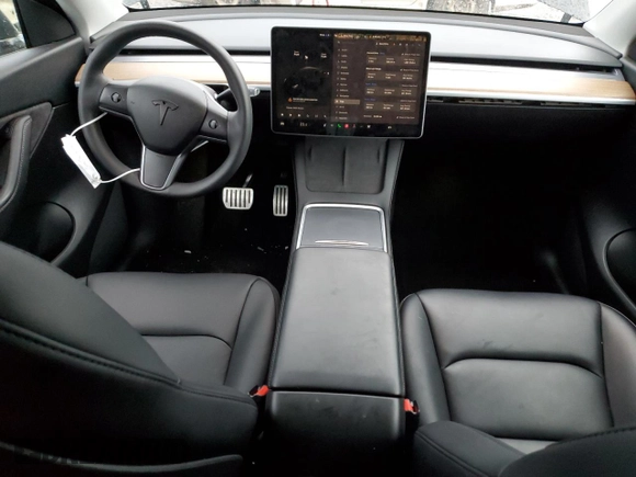2022 Tesla Model Y Performance z VIN 7SAYGDEF5NF512464, wystawiony jako Copart lot #46337165 z przebiegiem 74 761 mil mil oraz Szkoda całkowita • Salvage title. Historia ofert i sprzedaży dostępna na DreamBid. Obrazek 8.