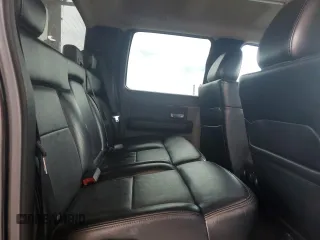 2005 Ford F-150 XLT с VIN 1FTPW12545FA79608, выставлен на аукционе Copart как лот 55271705 с пробегом 245 004 миль миль и Списание • Salvage title. История ставок и продаж доступна на DreamBid. Изображение 10.