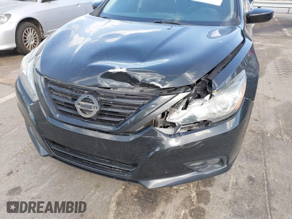 2018 Nissan Altima 2.5 SR with VIN 1N4AL3AP4JC478503, listed as a IAAI auction lot 41731574 with 134,206 mi miles. Bid and sale history available at carsss.com. Image 6.