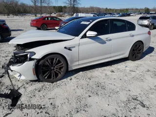 2018 BMW M5 z VIN WBSJF0C58JB283563, wystawiony jako Copart lot #45343925 z przebiegiem Nie podano mil oraz Szkody całkowita. Historia ofert i sprzedaży dostępna na DreamBid. Obrazek 1.