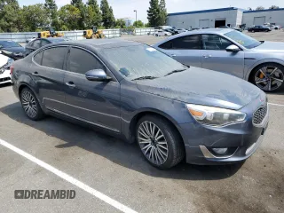 2014 Kia Cadenza Premium with VIN KNALN4D70E5123334, listed as a Copart auction lot 70292344 with 0 mi miles and Clean Title. Bid and sale history available at carsss.com. Image 4.