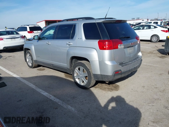 2012 GMC Terrain SLE-2 z VIN 2GKALSEKXC6355632, wystawiony jako IAAI lot #41483807 z przebiegiem 225 482 mil mil oraz . Historia ofert i sprzedaży dostępna na DreamBid. Obrazek 3.