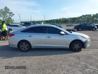 2016 Hyundai Sonata SE z VIN 5NPE24AF8GH350287, wystawiony jako IAAI lot #42476022 z przebiegiem 185 630 mil mil oraz . Historia ofert i sprzedaży dostępna na DreamBid. Obrazek 13.