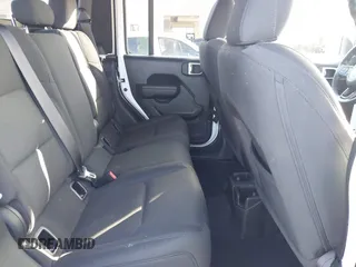 2022 Jeep Gladiator Texas Trail with VIN 1C6HJTAG4NL149537, listed as a IAAI auction lot 41947122 with 43,938 mi miles. Bid and sale history available at carsss.com. Image 8.