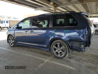 2020 Toyota Sienna SE with VIN 5TDXZ3DC4LS034373, listed as a Copart auction lot 52971635 with 44,421 mi miles and Salvage Title. Bid and sale history available at carsss.com. Image 2.