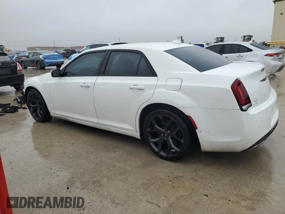 2021 Chrysler 300 S с VIN 2C3CCABG3MH554305, выставлен на аукционе Copart как лот 43074115 с пробегом 103 454 миль миль и Списание • Salvage title. История ставок и продаж доступна на DreamBid. Изображение 2.