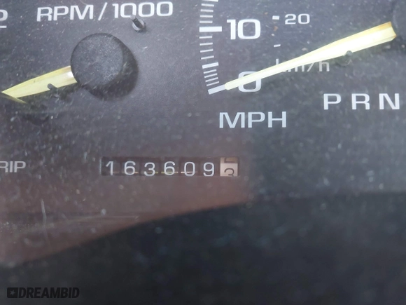 1996 Chevrolet Tahoe with VIN 1GNEK13R9TJ336722, listed as a IAAI auction lot 41576273 with 163,609 mi miles. Bid and sale history available at carsss.com. Image 16.