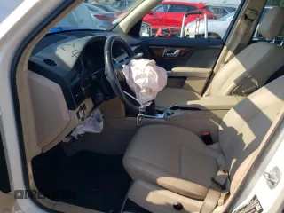 2012 Mercedes-Benz GLK 350 with VIN WDCGG5GB5CF735390, listed as a Copart auction lot 60113404 with Not Provided miles and Salvage Title. Bid and sale history available at DreamBid. Image 7.