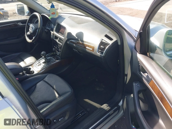 2013 Audi Q5 Premium Plus with VIN WA1LFAFP9DA002653, listed as a IAAI auction lot 41830074 with 140,033 mi miles. Bid and sale history available at carsss.com. Image 5.