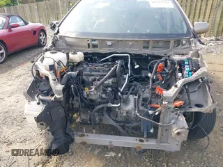 2004 Toyota Prius z VIN JTDKB22U040116044, wystawiony jako IAAI lot #42533237 z przebiegiem Nie podano mil oraz . Historia ofert i sprzedaży dostępna na DreamBid. Obrazek 6.