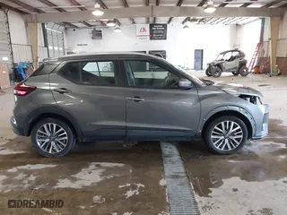 2022 Nissan Kicks SV with VIN 3N1CP5CV1NL502543, listed as a IAAI auction lot 41699596 with 66,788 mi miles. Bid and sale history available at carsss.com. Image 14.