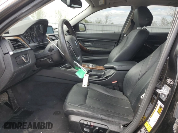2013 BMW 3 Series 328i xDrive with VIN WBA3B3C51DF537704, listed as a Copart auction lot 49655625 with 98,384 mi miles and Salvage Title. Bid and sale history available at DreamBid. Image 7.
