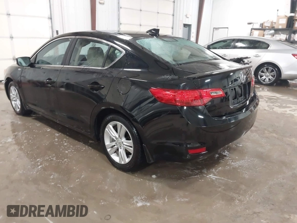 2013 Acura ILX Hybrid Technology with VIN 19VDE3F7XDE300823, listed as a IAAI auction lot 41619646 with 231,501 mi miles and . Bid and sale history available at DreamBid. Image 3.