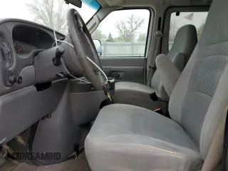 2008 Ford Econoline Passenger XL with VIN 1FBNE31L98DA75760, listed as a Copart auction lot 51132505 with 267,653 mi miles and Clean Title. Bid and sale history available at carsss.com. Image 7.