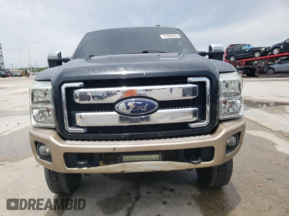2014 Ford F-250 XL with VIN 1FT7W2BT2EEB50315, listed as a Copart auction lot 61084655 with 268,445 mi miles and Salvage title. Bid and sale history available at DreamBid. Image 5.