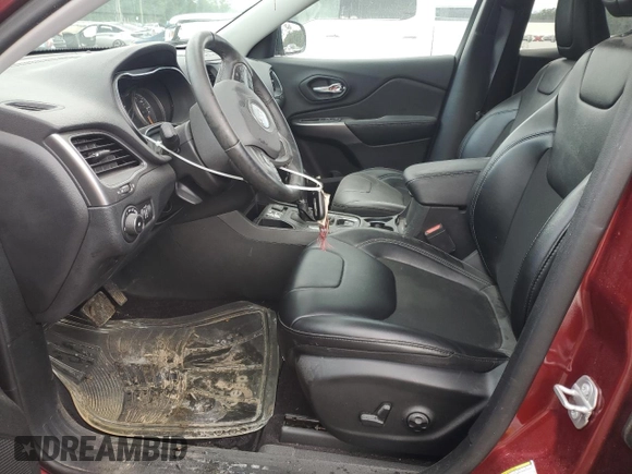 2019 Jeep Cherokee Latitude Plus z VIN 1C4PJLLB9KD204558, wystawiony jako Copart lot #54614525 z przebiegiem 31 449 mil mil oraz Szkoda całkowita • Salvage title. Historia ofert i sprzedaży dostępna na DreamBid. Obrazek 7.