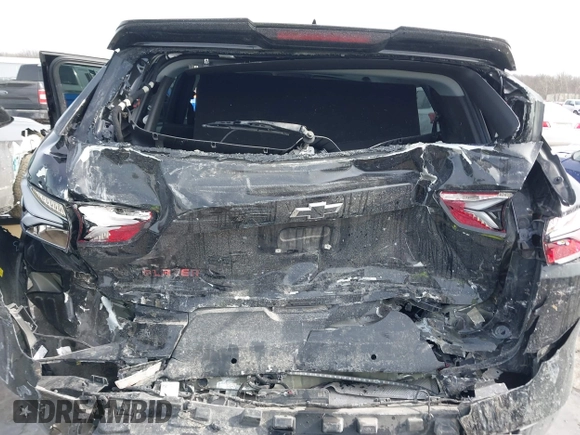 2021 Chevrolet Blazer LT z VIN 3GNKBJRS7MS529657, wystawiony jako IAAI lot #41646822 z przebiegiem 53 266 mil mil oraz . Historia ofert i sprzedaży dostępna na DreamBid. Obrazek 6.