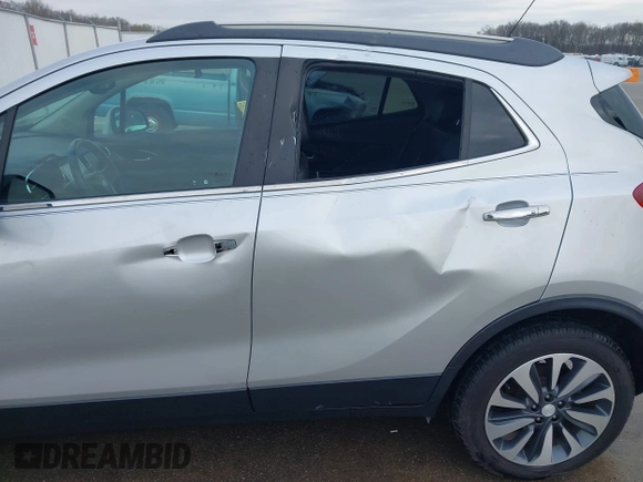 2019 Buick Encore Essence with VIN KL4CJGSM0KB747439, listed as a IAAI auction lot 41936287 with 37,705 mi miles. Bid and sale history available at carsss.com. Image 6.