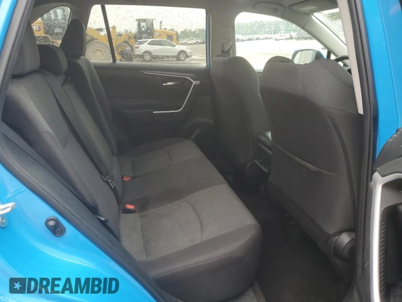 2021 Toyota RAV4 XLE with VIN 2T3P1RFV2MC142047, listed as a Copart auction lot 59095105 with 90,624 mi miles and Salvage title. Bid and sale history available at DreamBid. Image 11.